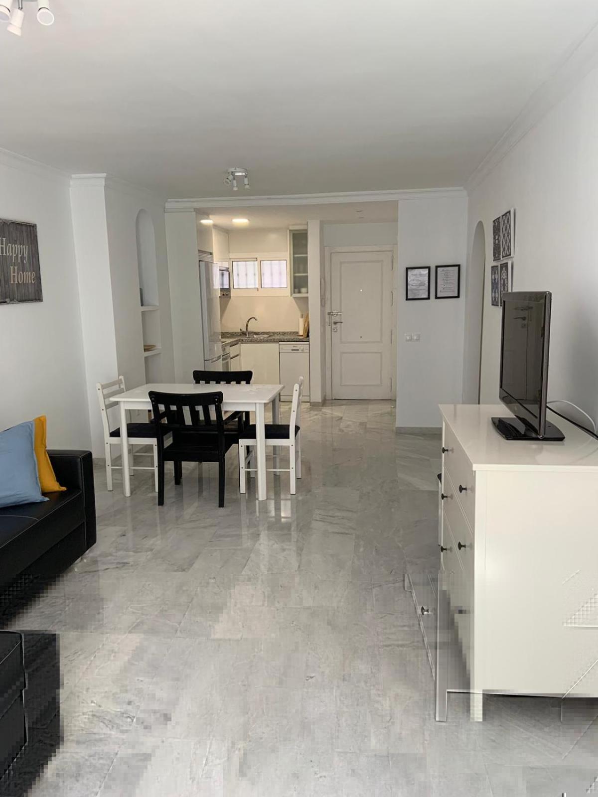 A 100 Metros De La Playa Costa Appartement